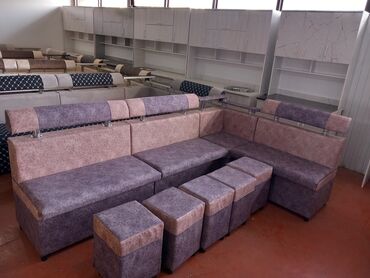 Кухонные мягкие уголки: Уголок кухонный, 2.5х1.5, 190х90, 5 пуфик, доставка есть, рассрочки — 2