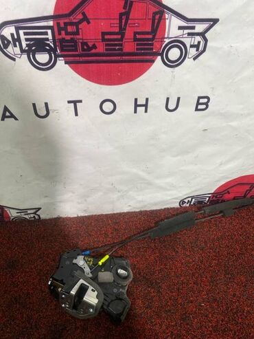 Другие автозапчасти: Замок двери TOYOTA Camry ACV30 2AZ-FE 2005 перед. прав. (б/у) КУЗОВНЫЕ