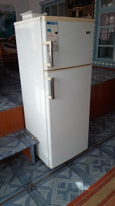 Холодильники: Холодильник Atlant, Б/у, Однокамерный, 50 * 150 * 60