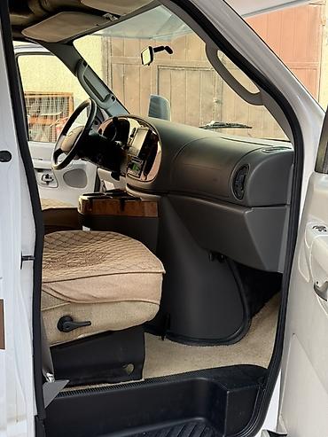 Ford: Ford E-Series Van: 2006 г., 6.8 л, Автомат, Бензин, Фургон — 12