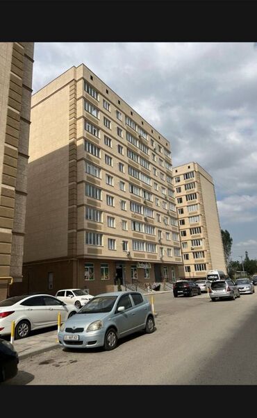 куплю 2 х комнатную квартиру в бишкеке: 2 комнаты, 72 м², Элитка, 7 этаж, ПСО (под самоотделку)