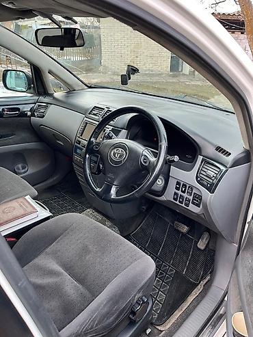 авто bid: Toyota Ipsum: 2002 г., 2.4 л, Автомат, Газ, Минивэн — 9
