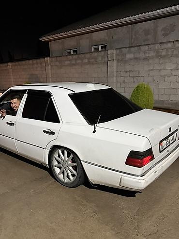 Унаа: Mercedes-Benz W124: 2022 г., Седан — 2