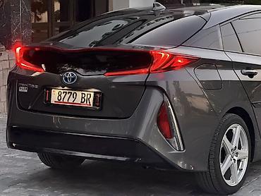 corolla 2016: Toyota Prius: 2019 г., 1.8 л, Вариатор, Гибрид, Хэтчбэк — 7