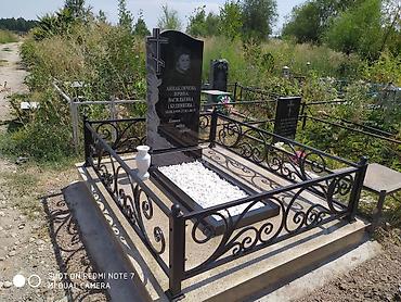 160: Изготовление крестов, Изготовление овалов с фото, Облицовка надгробий | Габбро, Мраморная крошка, Металл | Оформление — 5