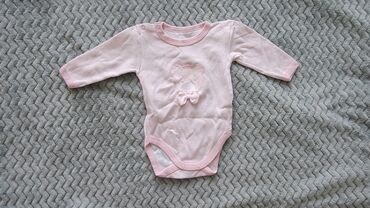 Другие детские вещи: 200 сом за 1 шт размер 56/ 68-74 Розовый детский ромпер от C&A at lalafo.kg — 6 Другие детские вещи: 200 сом за 1 шт размер 56/ 68-74 Розовый детский ромпер от C&A — 6