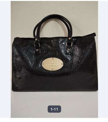 ehtiyaci olana verilir: Сумка с короткой ручкой