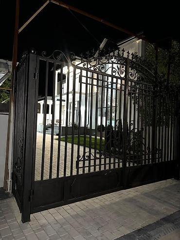 Продажа коттеджей и домов: 🏡 Продается шикарный особняк в престижном районе ж.м Кок-Жар ! Дом, в — 12