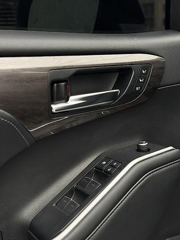 Toyota: Toyota Highlander: 2021 г., 2.5 л, Автомат, Гибрид, Кроссовер — 13