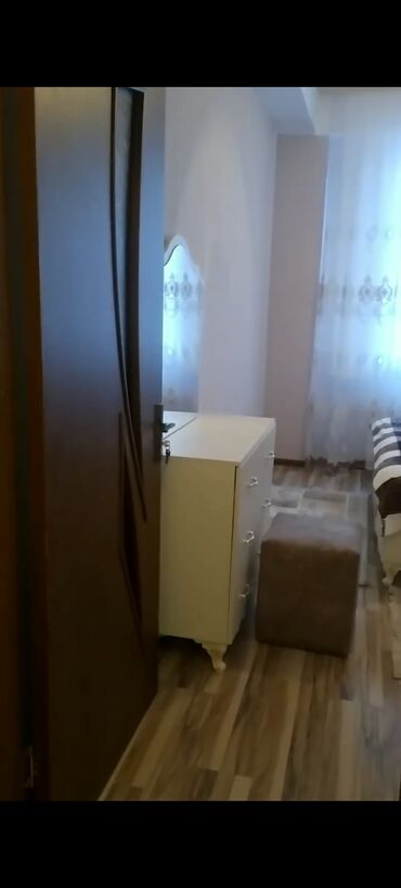 Uzunmüddətli kirayə mənzillər: Nərmanov metrosun bir adimliqi.Təbriz küç .Uşaq Stomoloqiya mərkəzi — 12