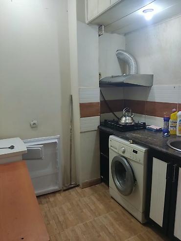 naftalan kiraye ev: Qaracuxur qes Aura Sadliq sarayinin yani 2 mertebeli evin 2 ci — 7