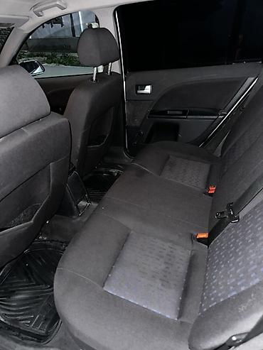 опел вектр: Ford Mondeo: 2002 г., Универсал — 6