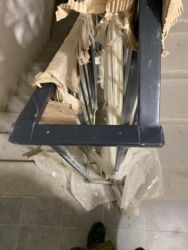 шабыркул угол: Кармагычтар, Материалы: Металл, Балкон үчүн, Жаңы