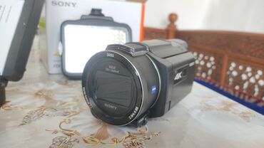 Видеокамеры: Продается ВИДЕОКАМЕРА SONY HANDYCAM® AXP55 4K СО ВСТРОЕННЫМ