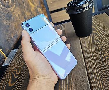 Мобильные телефоны и аксессуары: Samsung Galaxy Z Flip 3, Б/у, 256 ГБ, цвет - Фиолетовый, 1 SIM, 2 SIM — 2