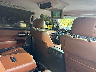 Toyota: Toyota Sequoia: 2017 г., 5.7 л, Автомат, Бензин, Внедорожник — 6
