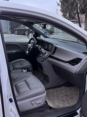 Toyota: Toyota Sienna: 2011 г., 3.5 л, Автомат, Бензин, Минивэн — 10