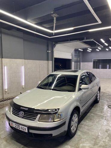 туманник машина: Volkswagen Passat: 1997 г.