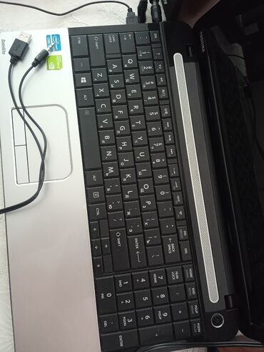 купить ноутбук бу: Б/у Toshiba, 12.3 ", Intel Core i3, 512 ГБ, Самовывоз