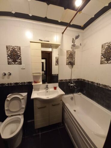 Uzunmüddətli kirayə mənzillər: Həzi Aslanov metro stansiyası yaxınlığında,Akkord MMC-in binasında 2 — 16