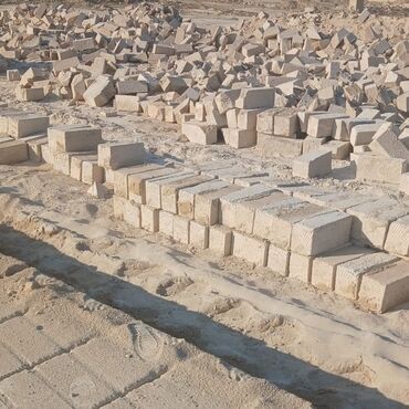 kubik ölçüsü: Təbii daş kubik və bloklar - Material: Qumdaşı/şəxsi karyerdən