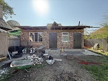 пишпек куплю дом: 5 комнат, 76 м², 4 соток, Бишкек, Пишпек Собственник — 6