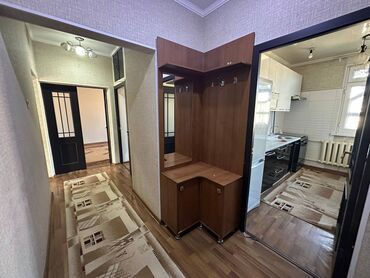 сдаю квартиру в сокулуке шопокове: 4 комнаты, 82 м², 105 серия, 8 этаж, Косметический ремонт