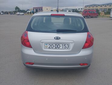 avto baku 444: Kia Ceed: 1.6 l | 2007 il Hetçbek