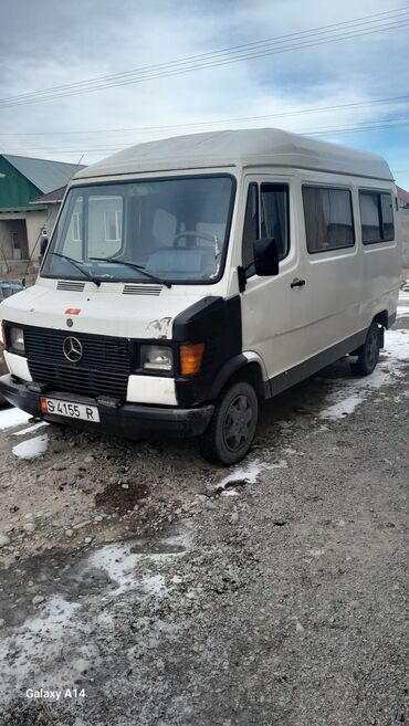 Mercedes-Benz: Mercedes-Benz T1: 1992 г., 2.9 л, Механика, Дизель, Бус