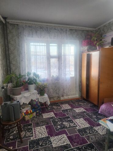продаю меняю: 1 комната, 43 м², 2 этаж, Старый ремонт