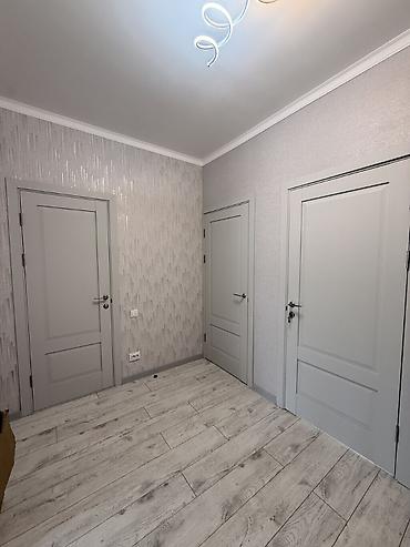 2 8: 3 комнаты, 80 м², 7 этаж — 4