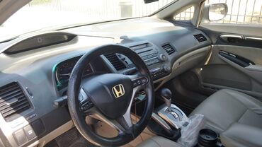 honda masinlari: Honda Civic: 1.3 l. | 2009 il | Sedan