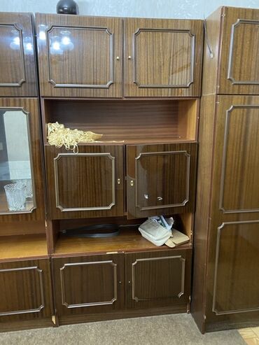 буфет буу: Гарнитур для зала, Б/у, Шкаф, ДСП, Самовывоз, цвет - Коричневый