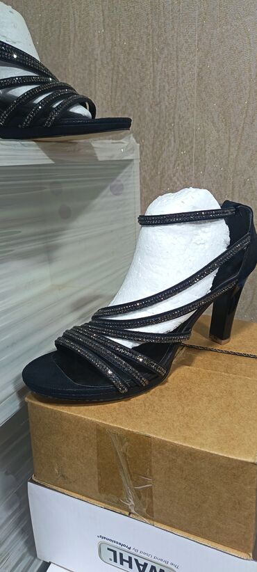 Ziyafət donları: Geyim her biri 5azn eraz bine savxoz -da lalafo.az — 10 Ziyafət donları: Geyim her biri 5azn eraz bine savxoz — 10