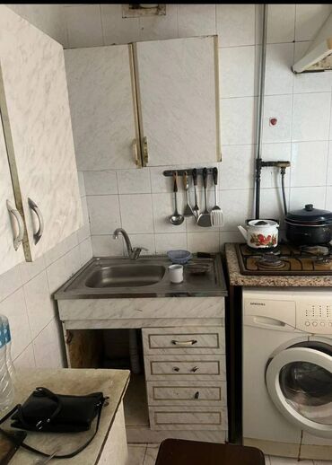 Uzunmüddətli kirayə evlər: 80 kv. m, 3 otaqlı -da lalafo.az — 2 Uzunmüddətli kirayə evlər: 80 kv. m, 3 otaqlı — 2