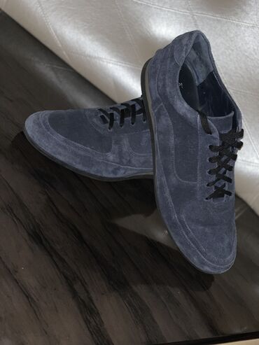 Tuflilər: Tuflilər, Carlo Pazolini, Ölçü: 43, rəng - Göy, İşlənmiş -da lalafo.az — 2 Tuflilər: Tuflilər, Carlo Pazolini, Ölçü: 43, rəng - Göy, İşlənmiş — 2