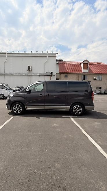 старекс 4х4: Hyundai H-1: 2019 г., 2.5 л, Автомат, Дизель, Минивэн — 5