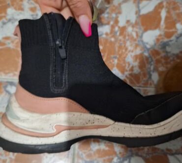 ženske sandale 42: Zara, 39, color - Black