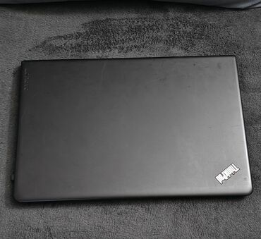 Lenovo: Intel Core i5, 15.6 " — 2