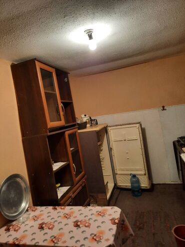 Uzunmüddətli kirayə evlər: 12 kv. m, 1 otaqlı, Kanalizasiya, Kombi, Qaz — 6