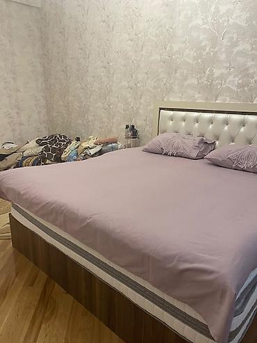 taxta carpayı: İki nəfərlik yataq dəsti - Ölçü: king-size (geniş iki nəfərlik). - — 1