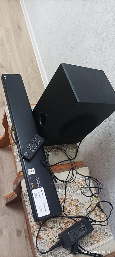 musigi merkezi: LG Soundbar 2.1 kanallı audio sistemi Xüsusiyyətlər: - Brend/model — 1