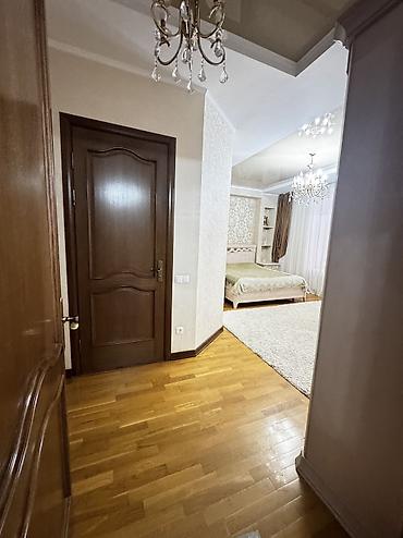 Продажа квартир: 3 комнаты, 187 м², Золотой квадрат Элитка, 3 этаж, Евроремонт — 5