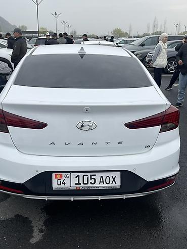 sprinter 4 4: Hyundai Avante: 2018 г., 1.6 л, Автомат, Бензин, Седан — 3