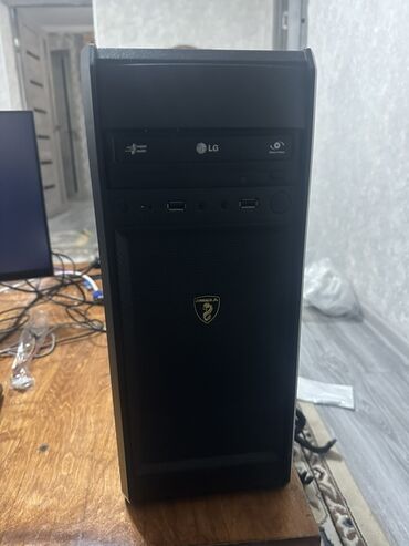 ноутбуки для программирования: Компьютер, ядер - 4, ОЗУ 16 ГБ, Для работы, учебы, Б/у, Intel Core i3, SSD