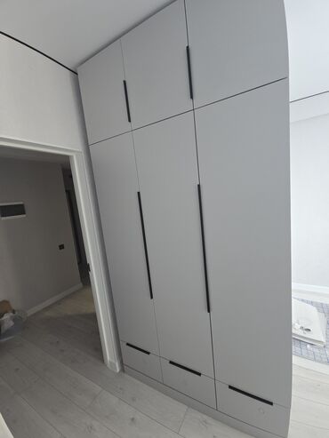 Шкафы для одежды: Шкаф для одежды, Новый, Прямой — 13