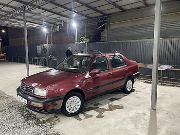 Продажа авто: Volkswagen Vento: 1992 г., 1.8 л, Механика, Бензин, Седан — 5