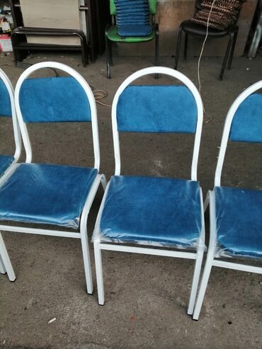 Masa və oturacaq dəstləri: Mətbəx üçün, Yeni, Açılmayan, Kvadrat masa — 7