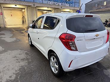 Chevrolet: Chevrolet Spark: 2022 г., 1 л, Автомат, Бензин, Хэтчбэк — 4