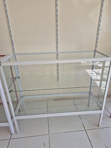 mingəcevir mebel: Mağaza vitrinləri satılır əla vəziyyətdə 1eded 40 AZN vitrin 4eded — 4